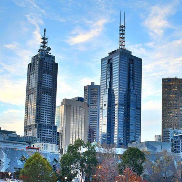 city of melbourne skyline